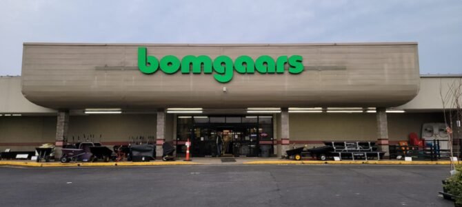 AF1QipMT33BGWIJyrja Gk xppsaUit03 zbN0r4vCWw1600 h1000 k no 1